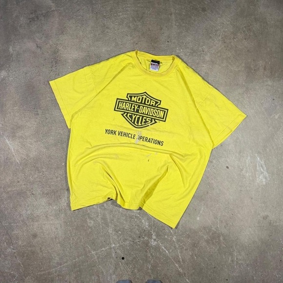 Other - essential yellow and black Harley Davidson graphic biker t shirt
Size XXL